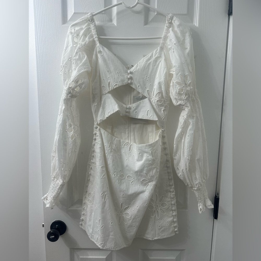 Sabo Luxe white lace dress. Small. Size 4.